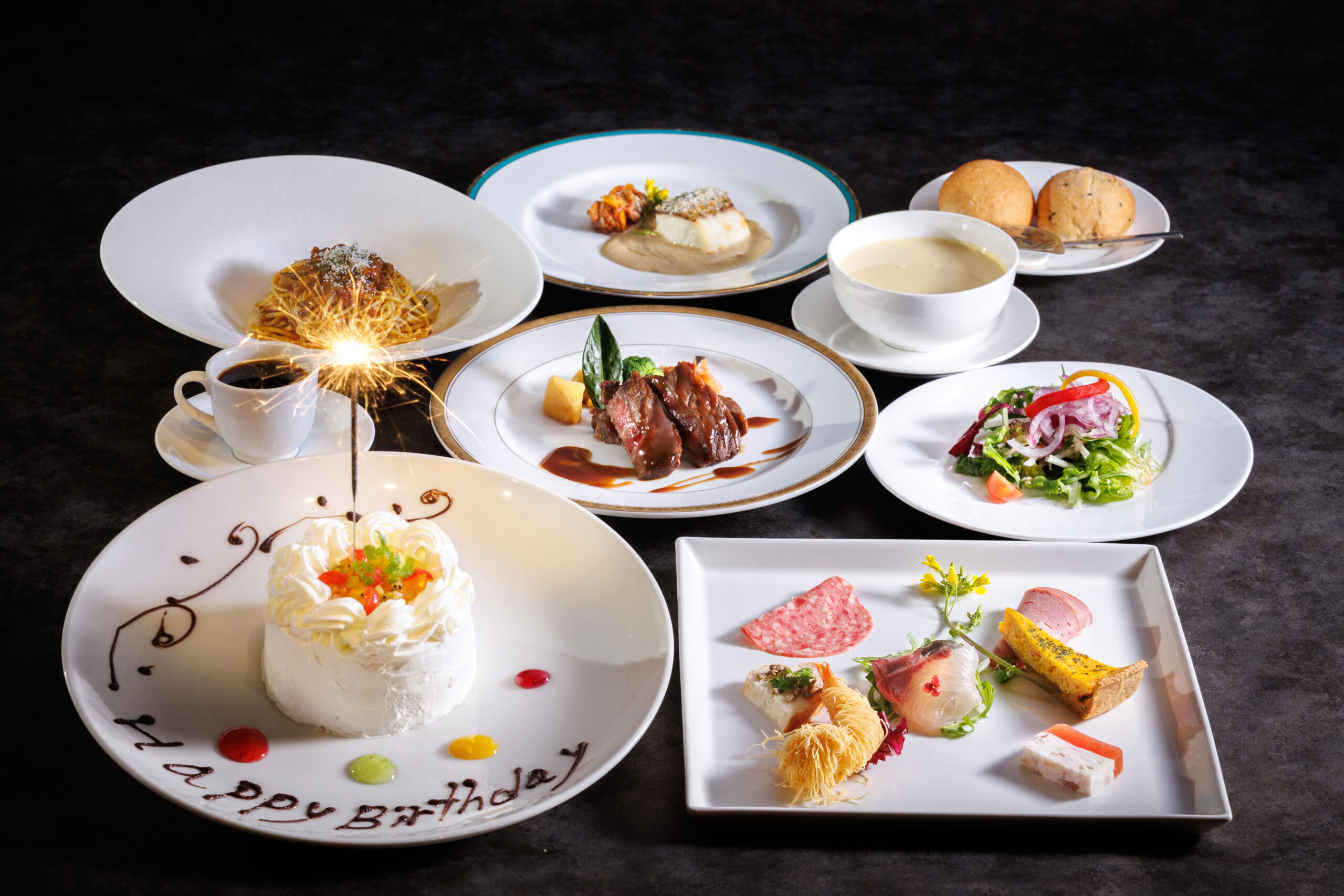 画像：画像：バースデーコース（全9品）